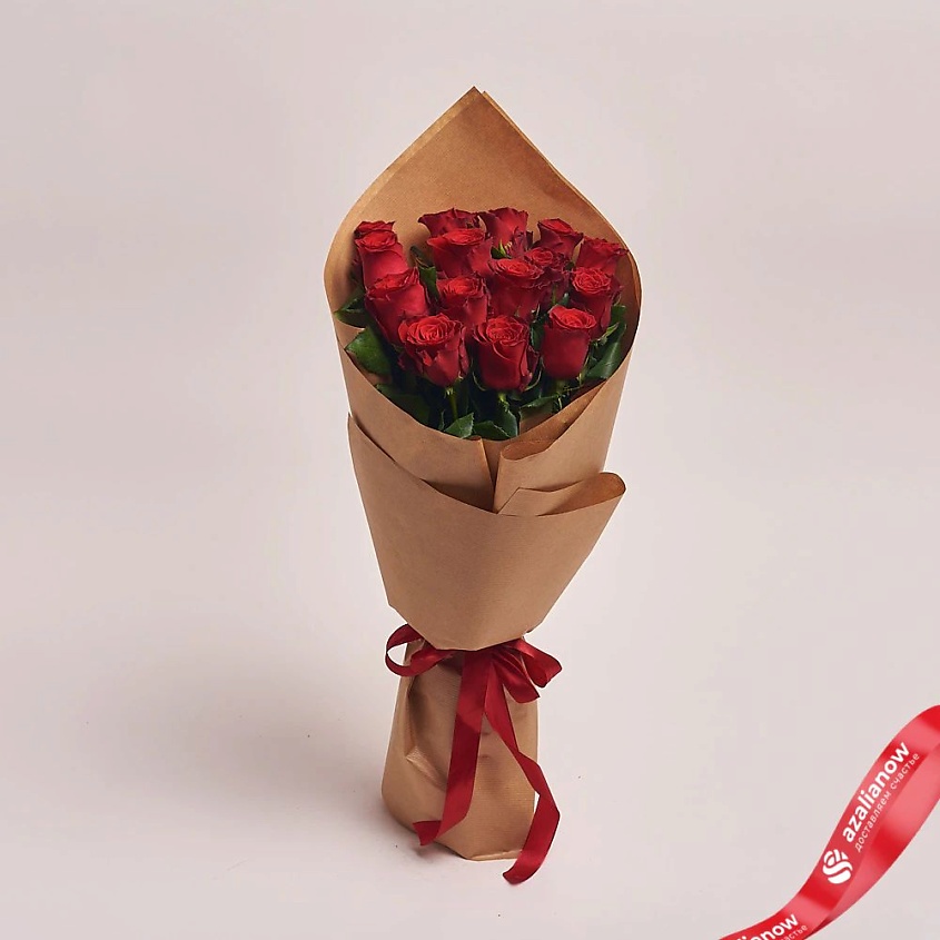Изображение товара AZALIANOW ЦВЕТЫ. ПОДАРКИ. ДЕКОР Букет из 15 красных роз 40 см в крафте, Букеты и композиции из живых цветов могут на несколько тонов отличаться от изображений. Часть цвета искажается в зависимости от настроек экрана.