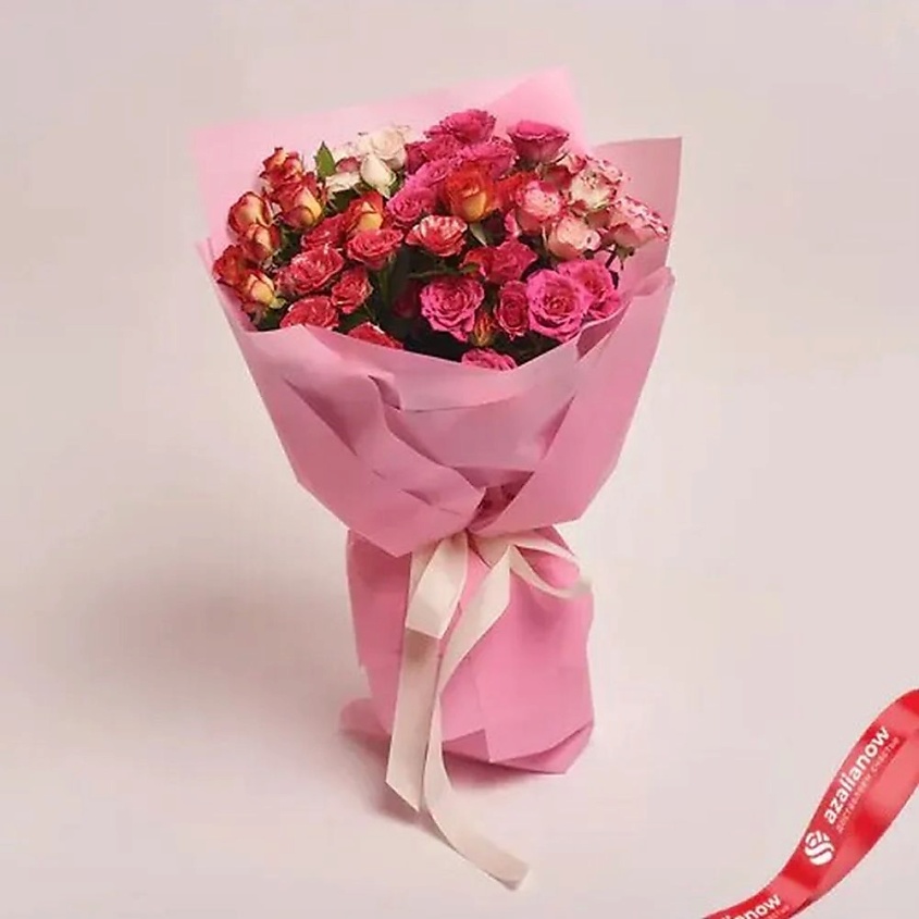 Изображение товара AZALIANOW ЦВЕТЫ. ПОДАРКИ. ДЕКОР Букет из 9 кустовых роз микс, Букеты и композиции из живых цветов могут на несколько тонов отличаться от изображений. Часть цвета искажается в зависимости от настроек экрана.