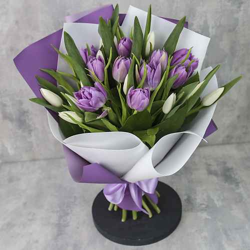 

FLORPRO Букет из 25 тюльпанов «Белые и сиреневые пионовидные тюльпаны в упаковке», Букет из 25 тюльпанов «Белые и сиреневые пионовидные тюльпаны в упаковке»