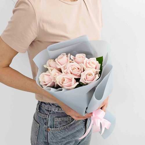 

ЛЭТУАЛЬ FLOWERS Букет из нежных роз 9 шт. (40 см), Букет из нежных роз 9 шт. (40 см)