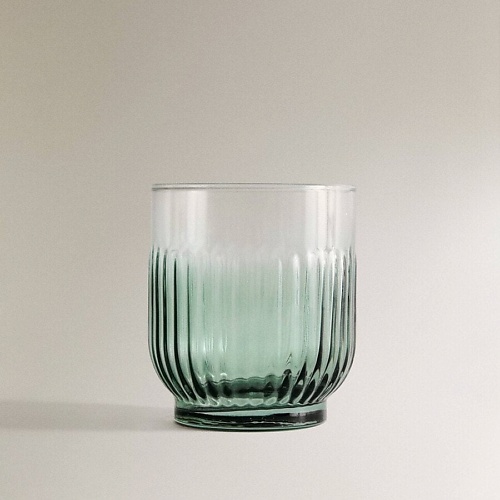 

ZARA HOME Граненый стеклянный стакан, Граненый стеклянный стакан