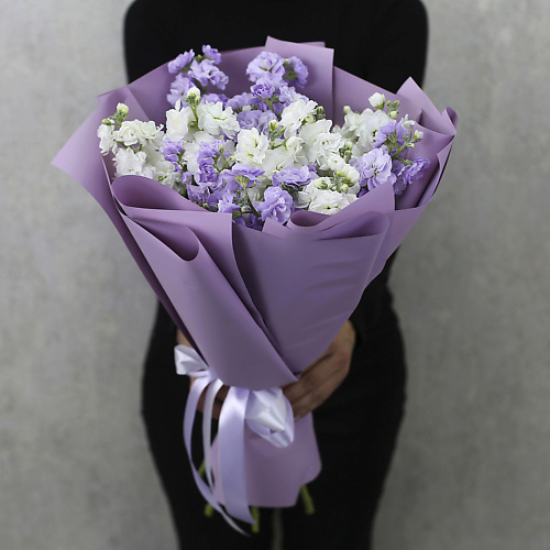 

FLORPRO Букет из белой и сиреневой маттиолы, Букет из белой и сиреневой маттиолы