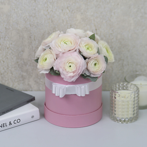 

FLORPRO 13 ранункулюсов в розовой коробке, 13 ранункулюсов в розовой коробке