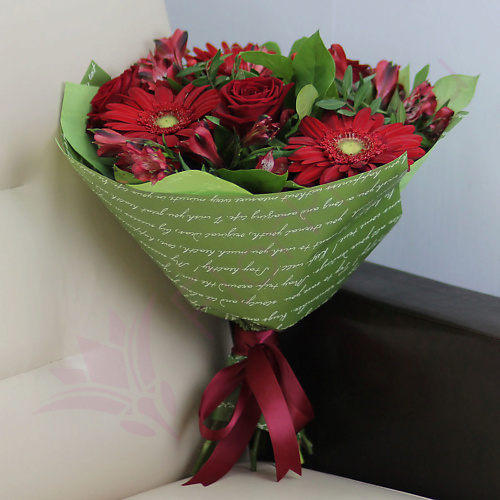 

FLORPRO Букет Красное трио, Букет Красное трио