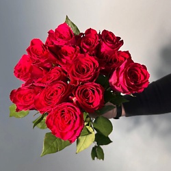 Букет из 15 красных роз (Кения)