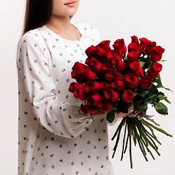 35 Красных роз