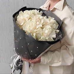 Букет из 7 белых французских роз