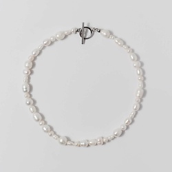 Чокер из жемчуга разного диаметра