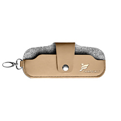 Футляр для очков на кнопке, из экокожи soft-touch с внутренней отделкой фетром