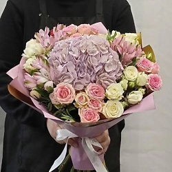 VORNIKOV BOUQUETS Букет с гортензией Шикарный
