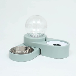 Комплекс для кормления с поилкой в виде шара