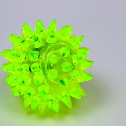 Мяч светящийся для животных малый