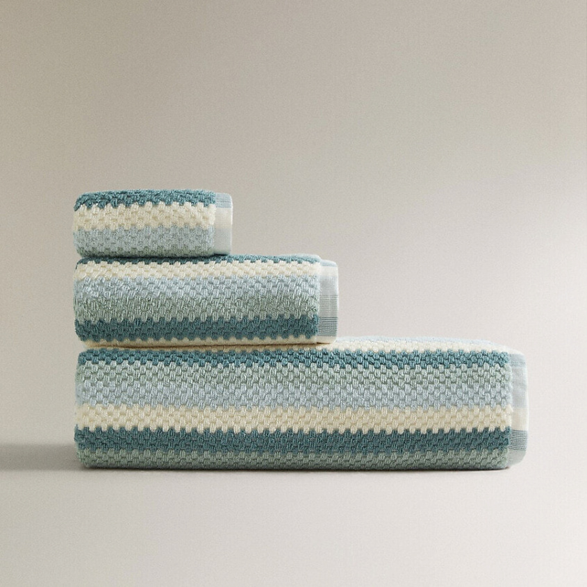 ZARA HOME Жаккардовое банное полотенце с геометрическим рисунком 30 x ...