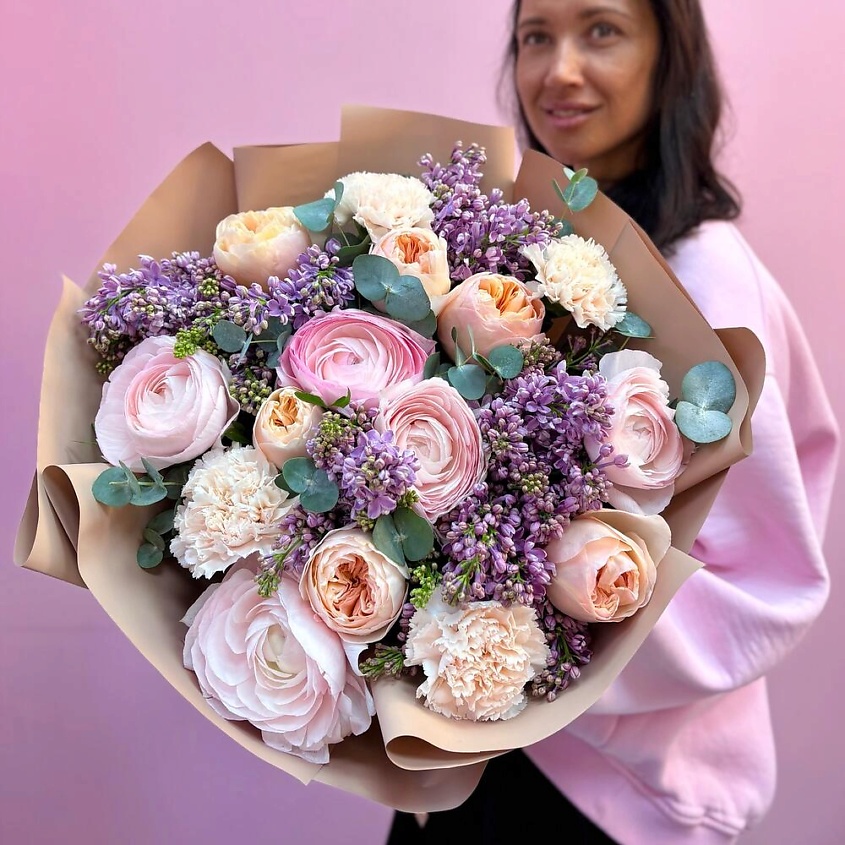 Изображение товара Премиум букет Неприличная роскошь из свежих цветов сирень и ранункулюс