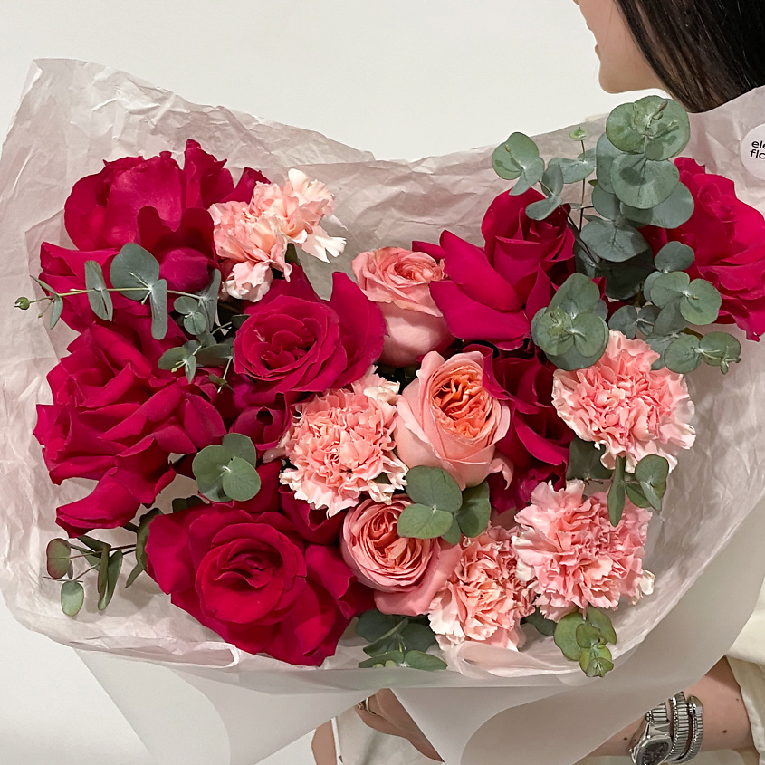 Изображение товара Ажурный букет с французскими розами - ELEVEN FLOWERS