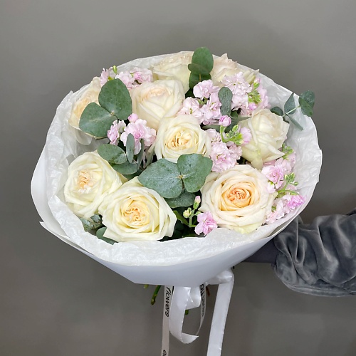 

ELEVEN FLOWERS Ароматный букет из пионовидных роз и маттиолы, Ароматный букет из пионовидных роз и маттиолы