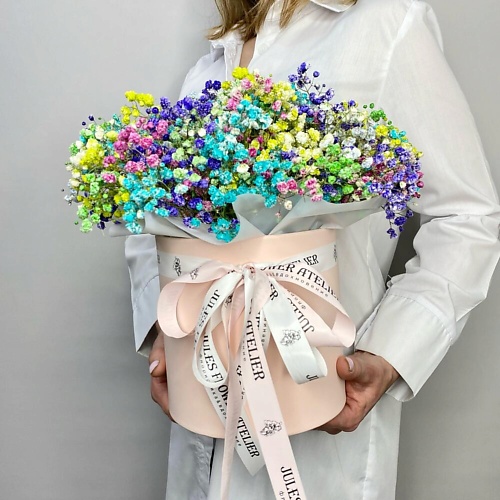 

JULES FLOWER ATELIER Коробка с цветной гипсофилой, Коробка с цветной гипсофилой