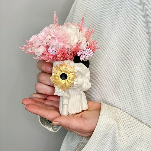 

JULES FLOWER ATELIER «Богема» композиция из сухоцветов и стабилизированных цветов, «Богема» композиция из сухоцветов и стабилизированных цветов