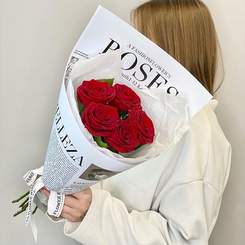 

JULES FLOWER ATELIER «Гранатовый браслет» Букет из красных роз, «Гранатовый браслет» Букет из красных роз