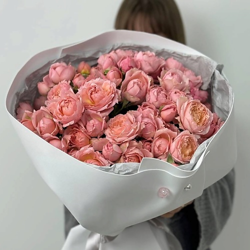 

КРЫМ ФЛОРА Букет из 17 кустовых роз, Букет из 17 кустовых роз