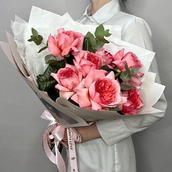 Букет пионовидных роз Пинк Эскпрешн