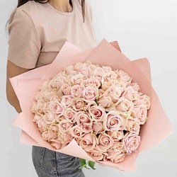 Букет из нежных роз 71 шт. ( 40 см)