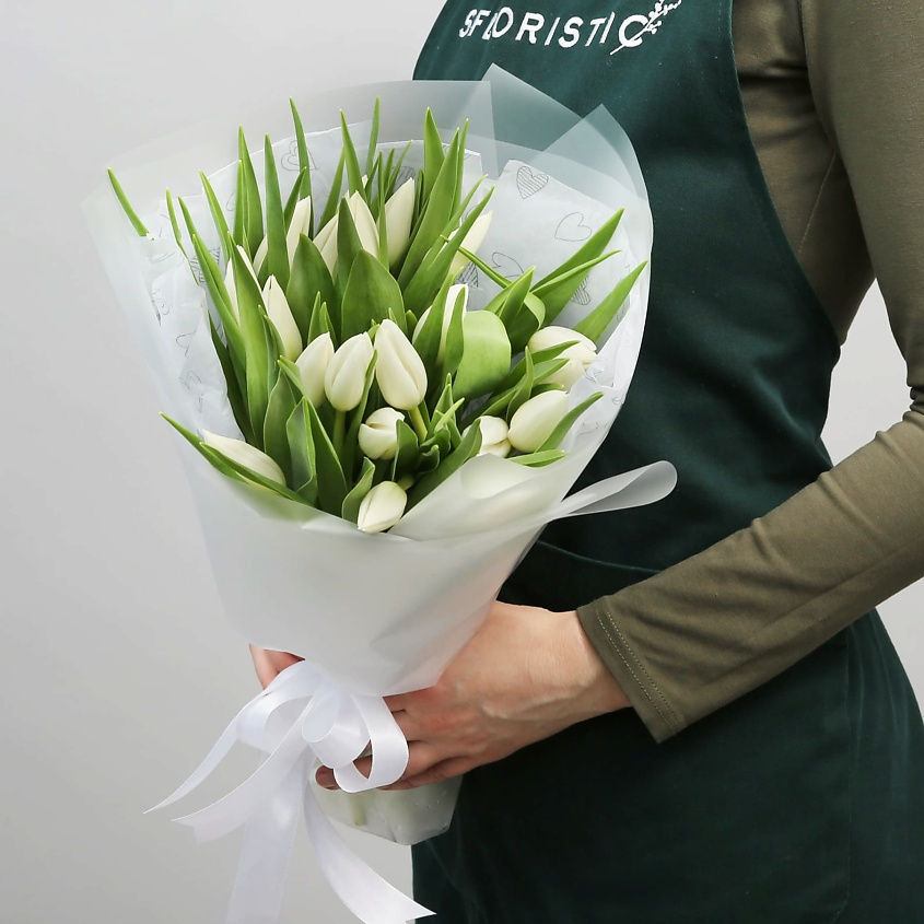Изображение товара Подарочный букет из 21 белых тюльпанов Снежная лагуна STUDIO FLORISTIC