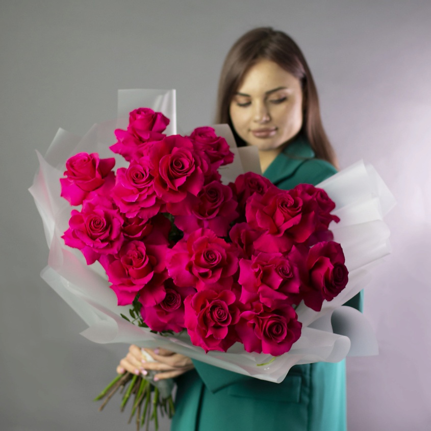 Изображение товара ПОВОД НАЙДЕТСЯ Букет вывернутых роз Малиновый рассвет 50 см 23 шт