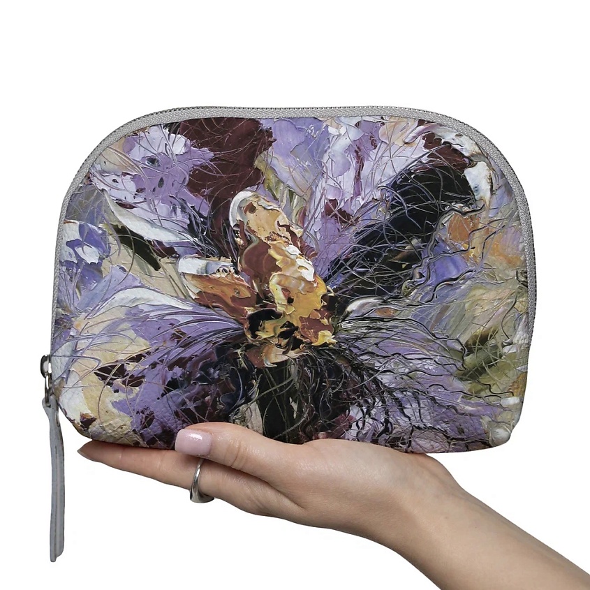 Изображение товара Кожаная женская косметичка большого размера из натуральной кожи фиолетовая Махаон