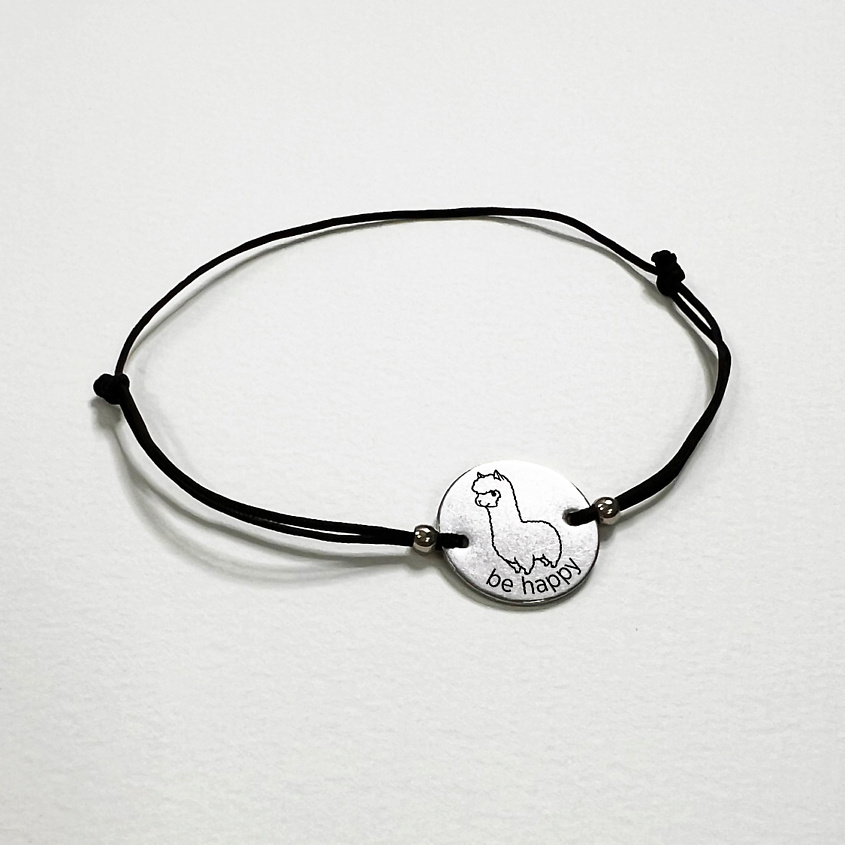 Изображение товара Браслет желаний с символом на красной нити от бренда Сочиняй мечты