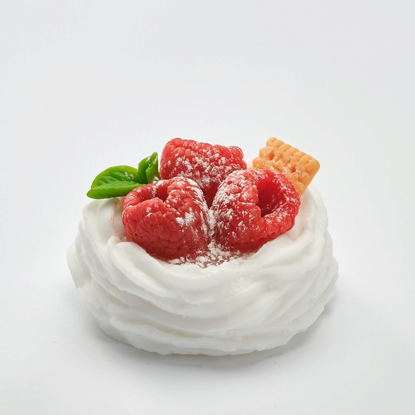 Изображение товара SKUINA Мыло ручной работы десерт Павловой с малиной 80 г