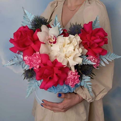 

BLOOM ROOM Композиция в коробке Льдинки в огне, Композиция в коробке Льдинки в огне