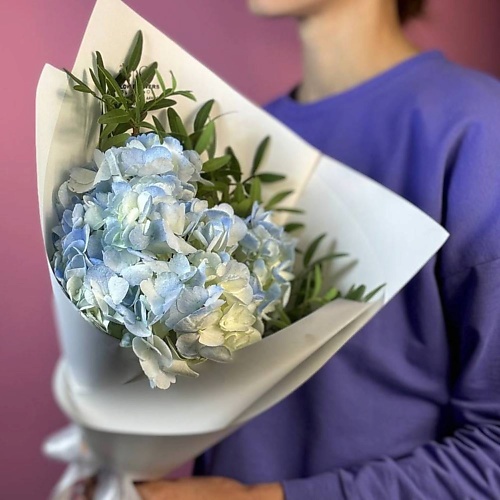 

GLOW FLOWERS Букет с гортензией, Букет с гортензией