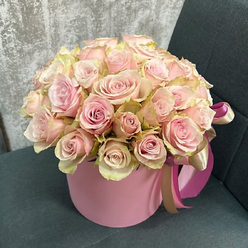 

MILOTTA FLORAL SHOP Шляпная коробка с 25 нежными розами, Шляпная коробка с 25 нежными розами