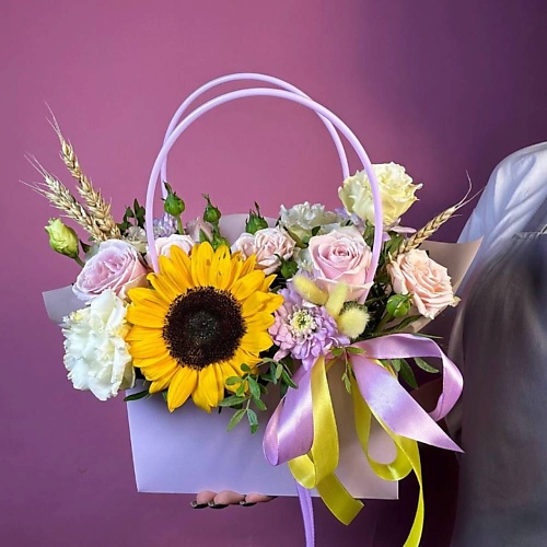 

GLOW FLOWERS Композиция в сумочке, Композиция в сумочке