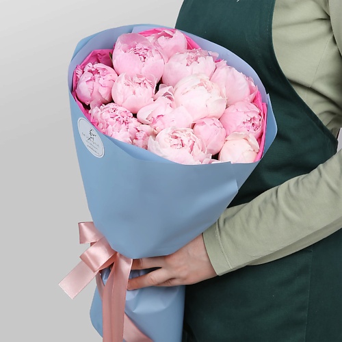 

STUDIO FLORISTIC Букет из розовых пионов 17 шт «Волшебной», Букет из розовых пионов 17 шт «Волшебной»