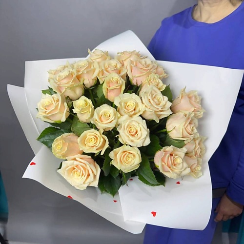 

GLOW FLOWERS Монобукет из 25 роз, Монобукет из 25 роз