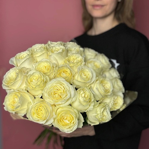 

GLOW FLOWERS Моно букет из 25 белых роз, Моно букет из 25 белых роз