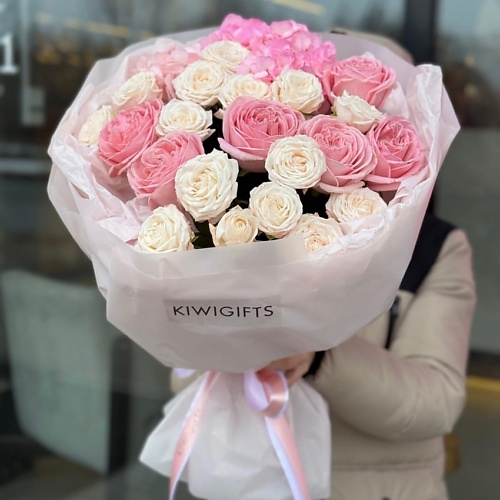

KIWIGIFTS Букет цветов живые Розы, Гортензия, Букет цветов живые Розы, Гортензия