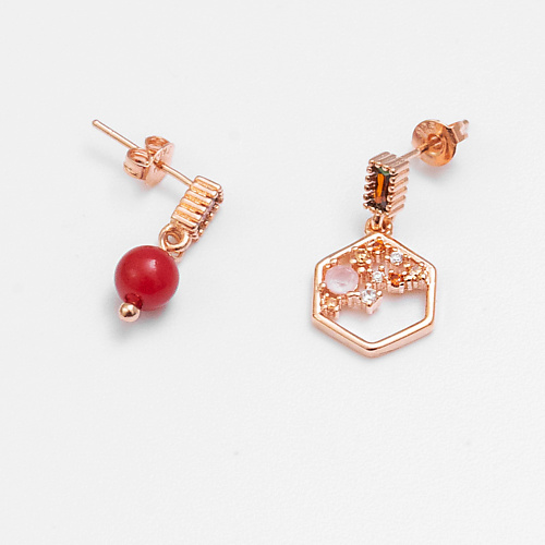 

SHINE & BEAUTY Серьги-гвоздики покрытые золотом с кристаллами Swarovski, Серьги-гвоздики покрытые золотом с кристаллами Swarovski