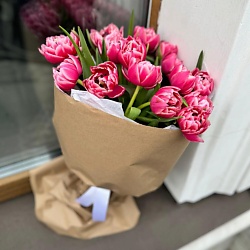 Букет пион тюльпан розовый