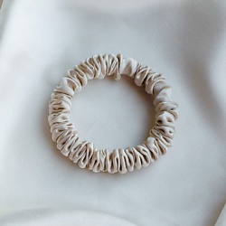 Узкая шёлковая резинка