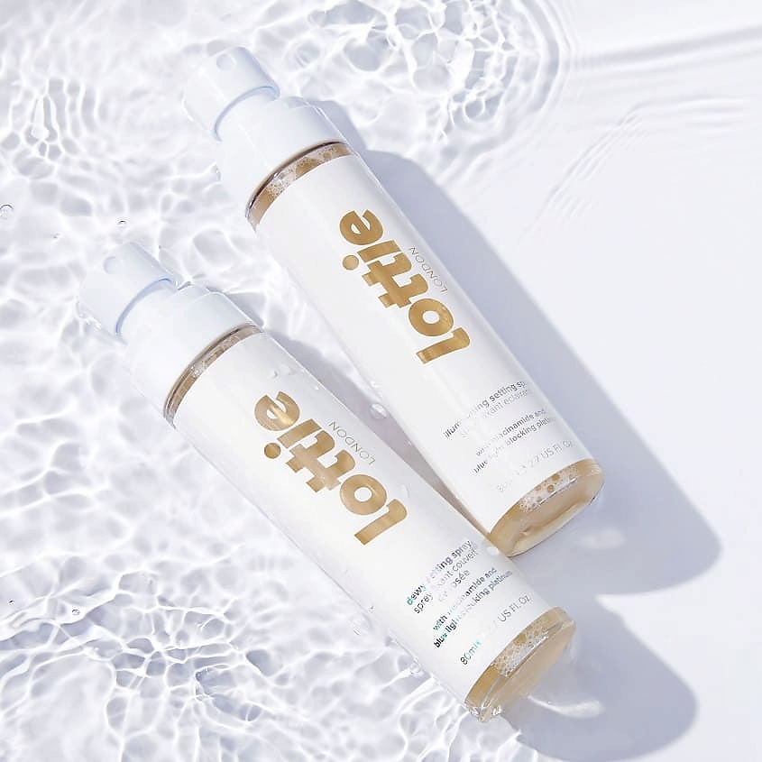 

LOTTIE LONDON Спрей для фиксации макияжа Dew & Glow, Спрей для фиксации макияжа Dew & Glow
