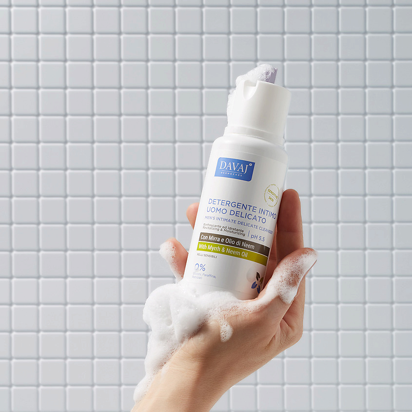 DAVAJ Средство для интимной гигиены с маслом мирры и нима Men's Intimate Delicate Cleanser – фото 2