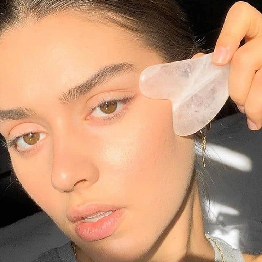 ECOCOCO Массажер гуаша для лица Rose Petal Gua Sha Crystal – фото 2