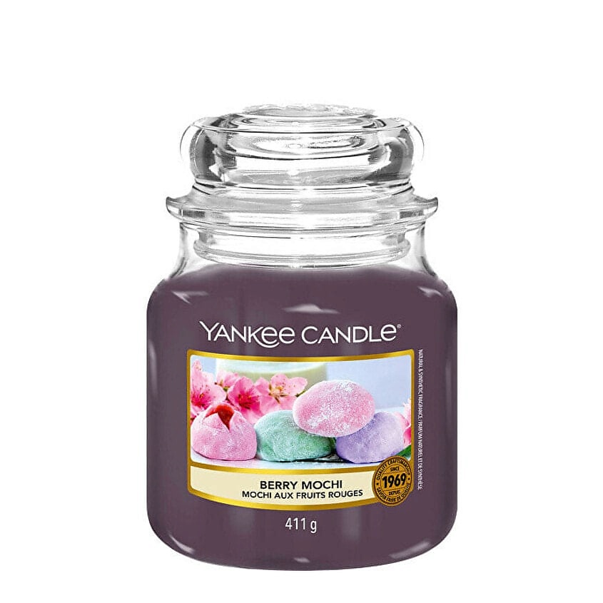 Изображение товара YANKEE CANDLE Ароматическая свеча Classic medium Berry Mochi, 411 г