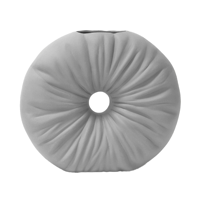 Изображение товара Керамическая ваза для цветов и сухоцветов Мандарин Декор 18,8 см серого цвета