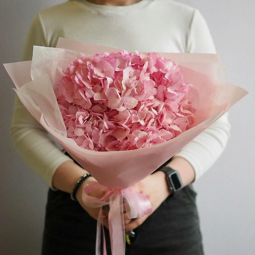 Изображение товара Букет из трех розовых гортензий любви и романтики 40 см