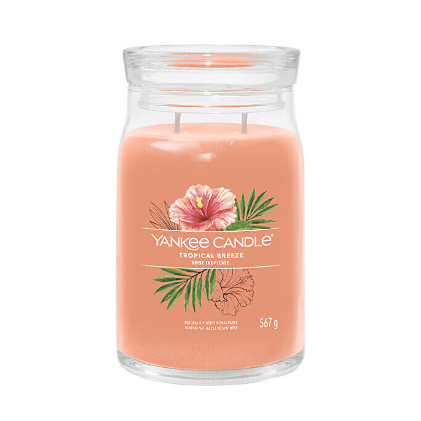 Изображение товара Ароматическая свеча Yankee Candle Tropical Breeze 567 г с нотами маракуйи гуавы и мяты