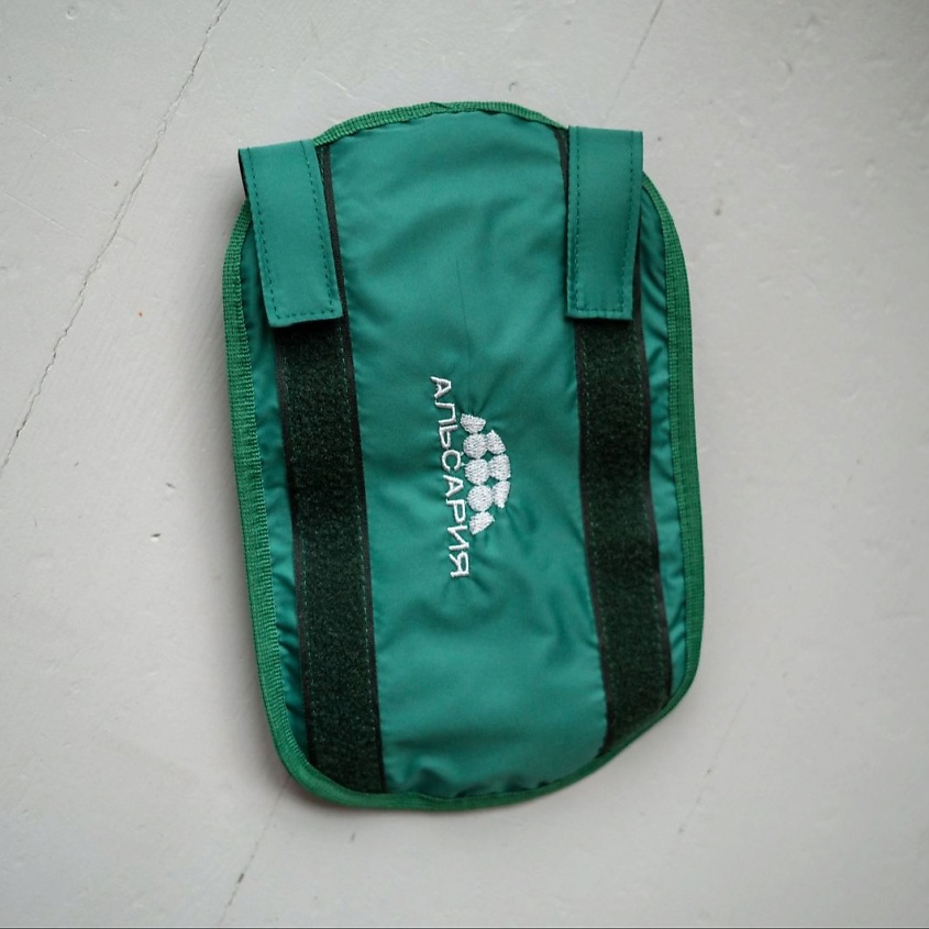 Изображение товара АЛЬСАРИЯ Наколенник простой сборный (Аппликатор анатомический с чехлом «наколенник простой»), 1 шт.